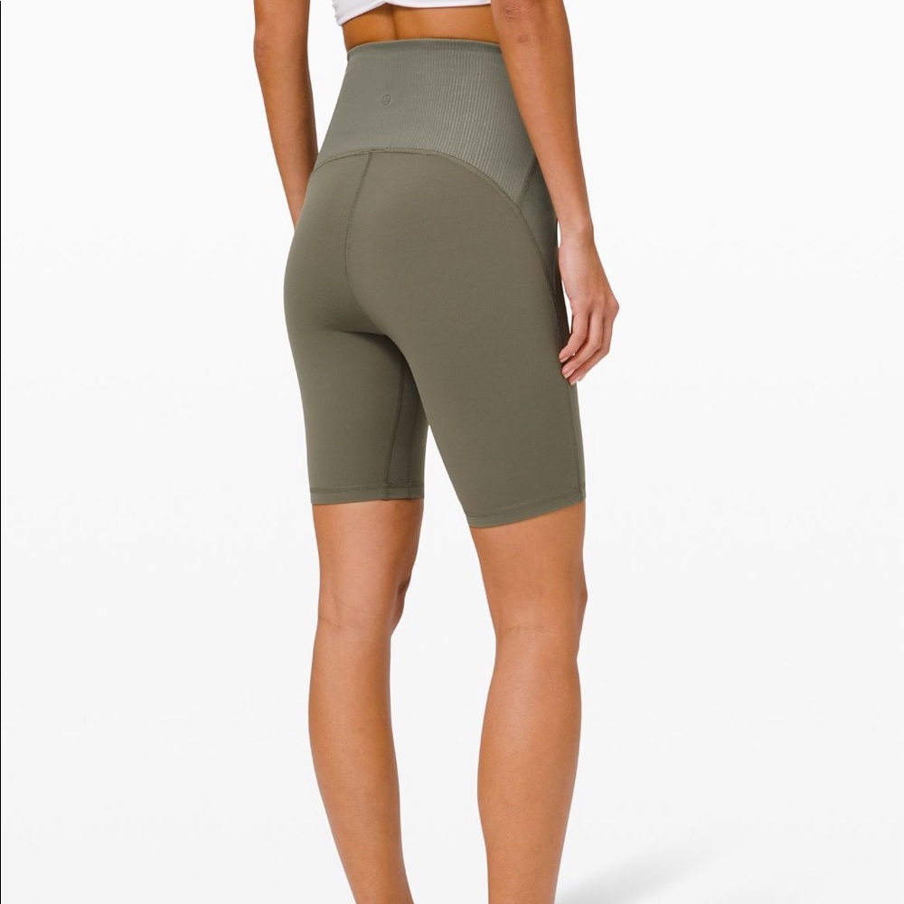 Lululemon Blissful Bend Biker Shorts